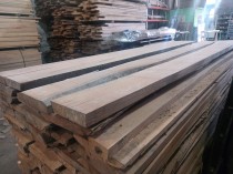 Доска столярная. Бук полуобрезной. Длина 2-3,2 м, толщина 30 мм