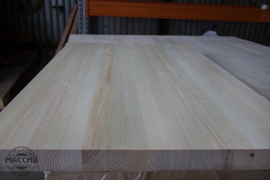 Площадка для лестницы. Сосна Цельноламельная АА 40*1200*1200