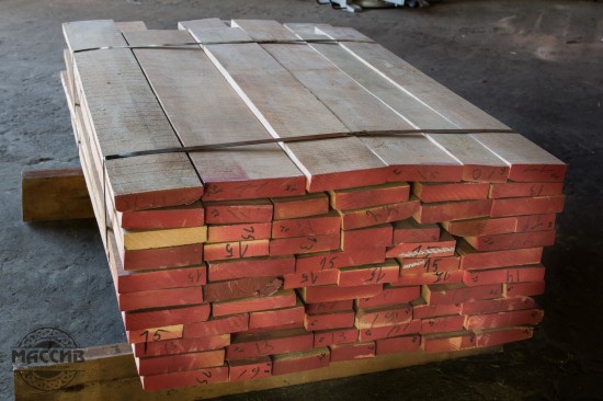 Доска столярная. Бук. Длина 2-3,2 м, толщина 30 мм